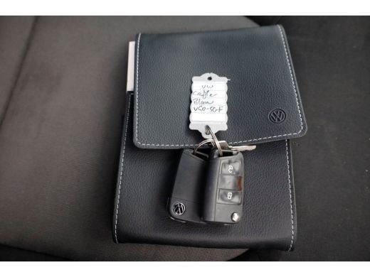 Volkswagen Crafter 35 2.0 TDI E6 Bakwagen met achterdeuren 2 Persoons 06-2020 ActivLease financial lease