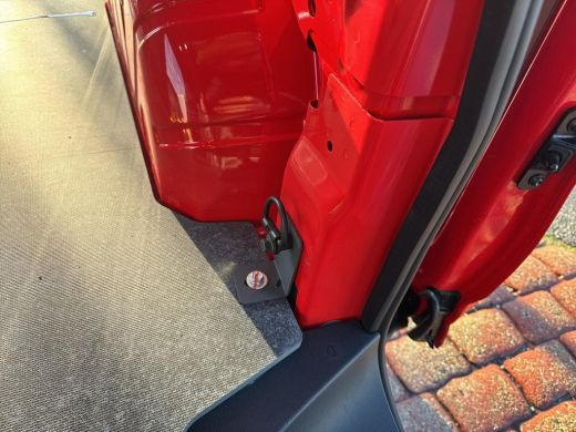 Volkswagen e-Transporter 32 L1H1 Life 64 kWh | 2x Schuifdeur | 218PK | Trekhaak | LED | VOL! | ActivLease financial lease