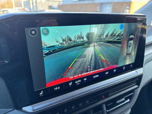 Volkswagen e-Transporter 32 L1H1 Life 64 kWh | 2x Schuifdeur | 218PK | Trekhaak | LED | VOL! | ActivLease financial lease