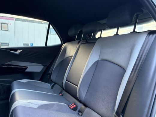 Volkswagen ID.3 First Plus 58 kWh 204 pk | Achteruitrijcamera | Navigatie | Cruise control adaptief | ActivLease financial lease