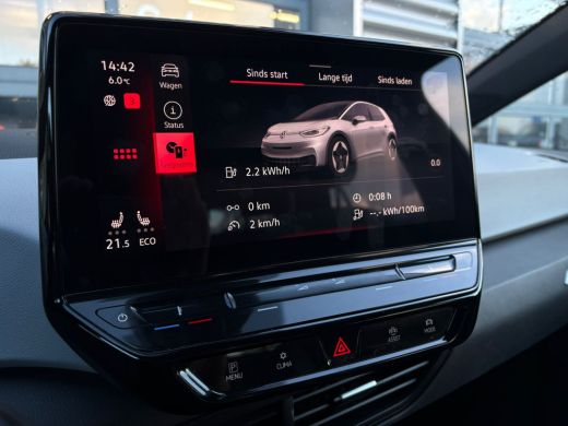 Volkswagen ID.3 First Plus 58 kWh 204 pk | Achteruitrijcamera | Navigatie | Cruise control adaptief | ActivLease financial lease