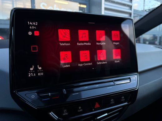 Volkswagen ID.3 First Plus 58 kWh 204 pk | Achteruitrijcamera | Navigatie | Cruise control adaptief | ActivLease financial lease