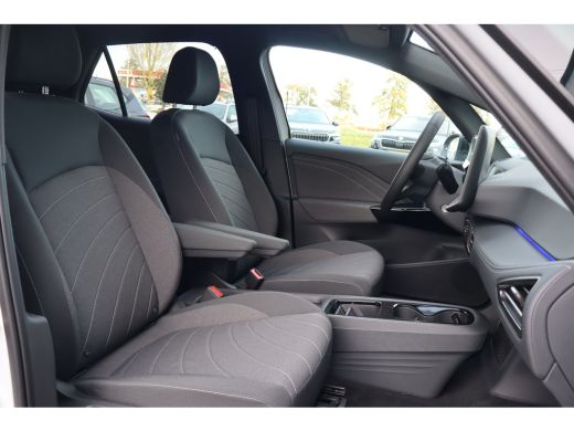 Volkswagen ID.3 Pro Business | Achterlichten LED, luxe uitgevoerd incl. dynamische knipperlichten | Achteruitrijc... ActivLease financial lease