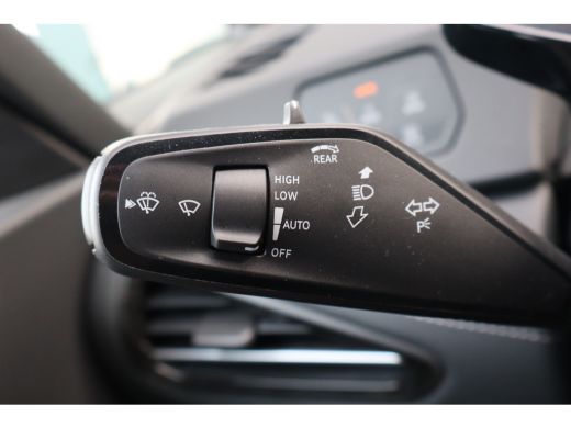 Volkswagen ID.3 Pro Business | Achterlichten LED, luxe uitgevoerd incl. dynamische knipperlichten | Achteruitrijc... ActivLease financial lease