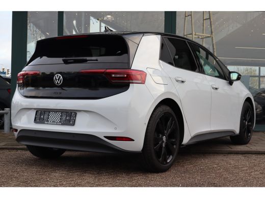 Volkswagen ID.3 Pro Business | Achterlichten LED, luxe uitgevoerd incl. dynamische knipperlichten | Achteruitrijc... ActivLease financial lease