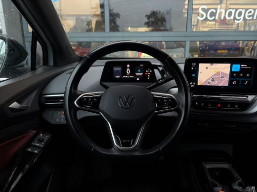 Volkswagen ID.4 First 77 kWh 204 pk | Wegklapbare Trekhaak | Achteruitrijcamera | Apple carplay | ActivLease financial lease