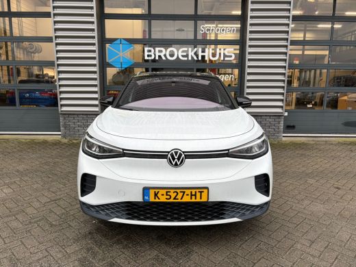 Volkswagen ID.4 First 77 kWh 204 pk | Wegklapbare Trekhaak | Achteruitrijcamera | Apple carplay | ActivLease financial lease