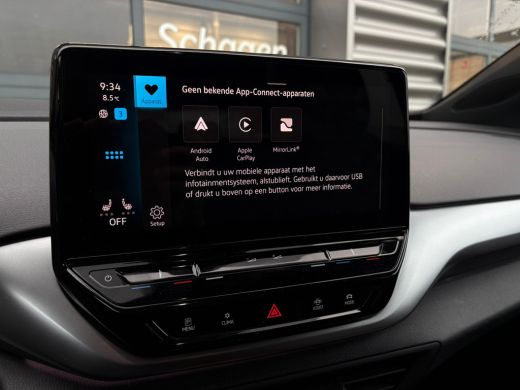 Volkswagen ID.4 First 77 kWh 204 pk | Wegklapbare Trekhaak | Achteruitrijcamera | Apple carplay | ActivLease financial lease