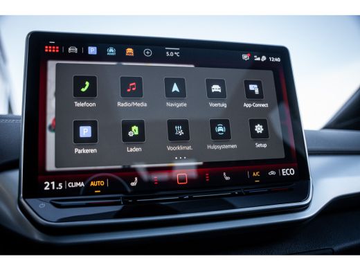 Volkswagen ID.4 Pro Limited Edition Plus 77 kWh | Matrix LED koplampen | Panoramadak | Trekhaak elektrisch uitkla... ActivLease financial lease