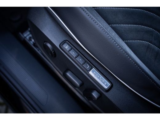 Volkswagen ID.4 Pro Limited Edition Plus 77 kWh | Matrix LED koplampen | Panoramadak | Trekhaak elektrisch uitkla... ActivLease financial lease