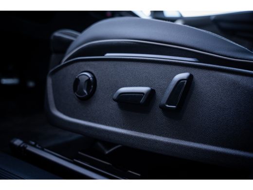 Volkswagen ID.4 Pro Limited Edition Plus 77 kWh | Matrix LED koplampen | Panoramadak | Trekhaak elektrisch uitkla... ActivLease financial lease