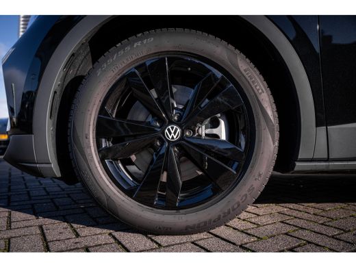 Volkswagen ID.4 Pro Limited Edition Plus 77 kWh | Matrix LED koplampen | Panoramadak | Trekhaak elektrisch uitkla... ActivLease financial lease
