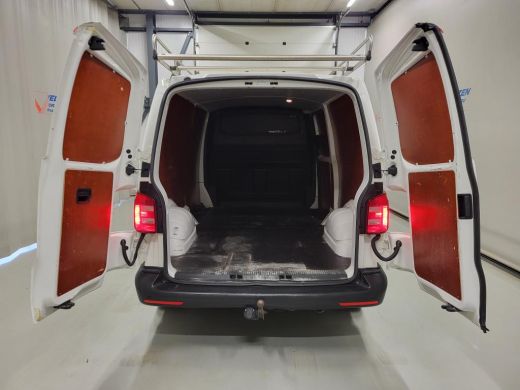 Volkswagen Transporter 2.0TDI L2/H1 Trekhaak Imperiaal Euro 6! ActivLease financial lease