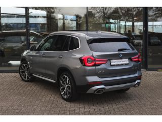 BMW X3 xDrive30e High Executive Automaat / Trekhaak / Sportstoelen / Adaptieve LED / Parking Assistant P...