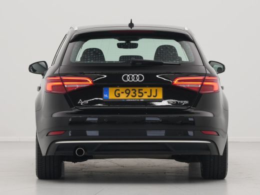 Audi A3 Sportback 30 TFSI 115pk Sport Lease Edition Navigatie Carplay Pdc Led Drive select 100 ActivLease financial lease