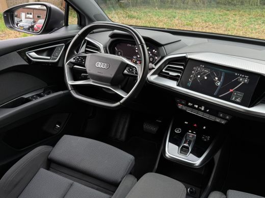 Audi Q4 e-tron 35 LAUNCH EDITION ADVANCED 55 kWh SPORT/PDC/NAVI ActivLease financial lease