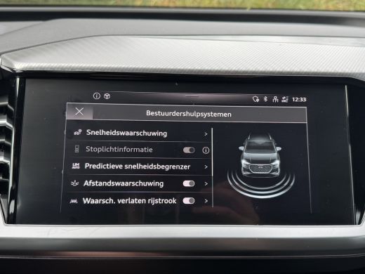 Audi Q4 e-tron 35 LAUNCH EDITION ADVANCED 55 kWh SPORT/PDC/NAVI ActivLease financial lease