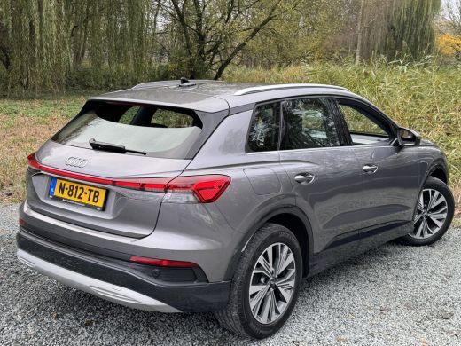 Audi Q4 e-tron 35 LAUNCH EDITION ADVANCED 55 kWh SPORT/PDC/NAVI ActivLease financial lease