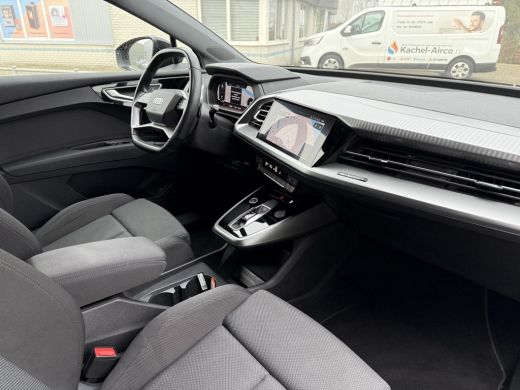 Audi Q4 e-tron Aut. 40 LaunchEd. Advanced 77kWh | LED | 94% SoH | Navi ActivLease financial lease