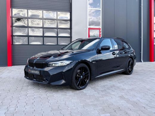 BMW 3 Serie Touring 330e M-Sport | Nw Model | LED | Carplay ActivLease financial lease
