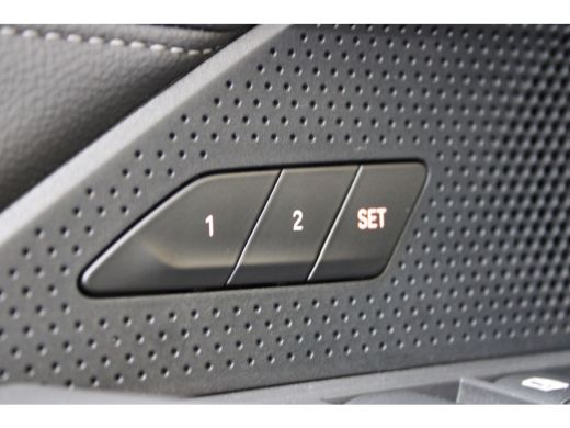 BMW 4 Serie 430i xDrive M Sport Automaat / Achteruitrijcamera / M Sportonderstel / Comfort Access / Adaptieve... ActivLease financial lease