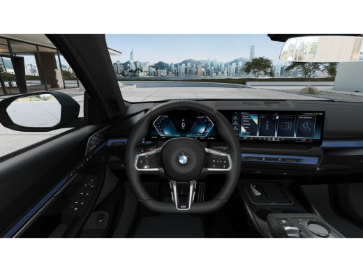 BMW i5 eDrive40 M Sport / Panoramadak / Achteruitrijcamera / Stoelventilatie / Bowers & Wilkins / M Spor... ActivLease financial lease