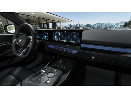 BMW i5 eDrive40 M Sport / Panoramadak / Achteruitrijcamera / Stoelventilatie / Bowers & Wilkins / M Spor... ActivLease financial lease
