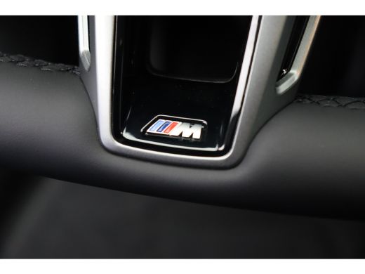 BMW i5 eDrive40 M Sport / Panoramadak / Achteruitrijcamera / Stoelventilatie / Bowers & Wilkins / M Spor... ActivLease financial lease
