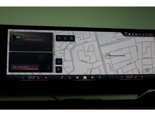 BMW i5 eDrive40 M Sport / Panoramadak / Achteruitrijcamera / Stoelventilatie / Bowers & Wilkins / M Spor... ActivLease financial lease