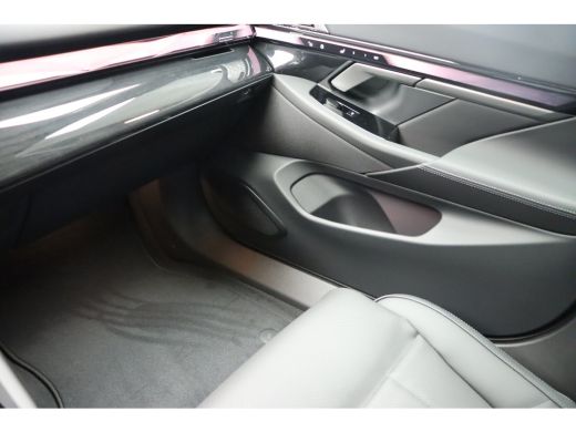 BMW i5 eDrive40 M Sport / Panoramadak / Achteruitrijcamera / Stoelventilatie / Bowers & Wilkins / M Spor... ActivLease financial lease