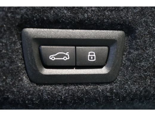 BMW i5 eDrive40 M Sport / Panoramadak / Achteruitrijcamera / Stoelventilatie / Bowers & Wilkins / M Spor... ActivLease financial lease