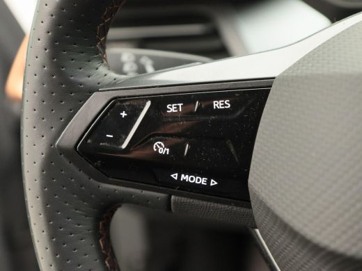 CUPRA Born Business Plus 62 kWh | Adaptive Cruise | Stoelverwarming | CarPlay | Bluetooth | Achteruitrijcame... ActivLease financial lease