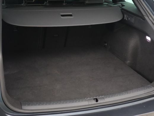 CUPRA Leon 1.4 eHybrid VZ | 245pk | Leder | Stoelverwarming | Memory | Carplay | Navigatie | Sfeerverlichtin... ActivLease financial lease