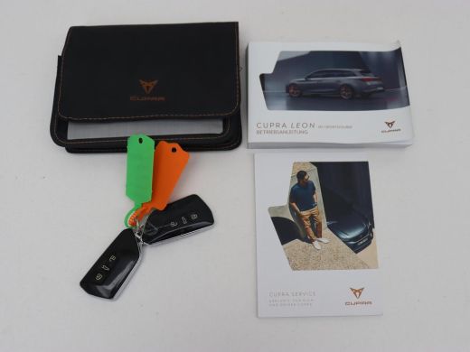 CUPRA Leon 1.4 eHybrid VZ | 245pk | Leder | Stoelverwarming | Memory | Carplay | Navigatie | Sfeerverlichtin... ActivLease financial lease