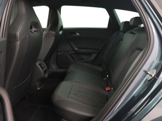 CUPRA Leon 1.4 eHybrid VZ | 245pk | Leder | Stoelverwarming | Memory | Carplay | Navigatie | Sfeerverlichtin... ActivLease financial lease