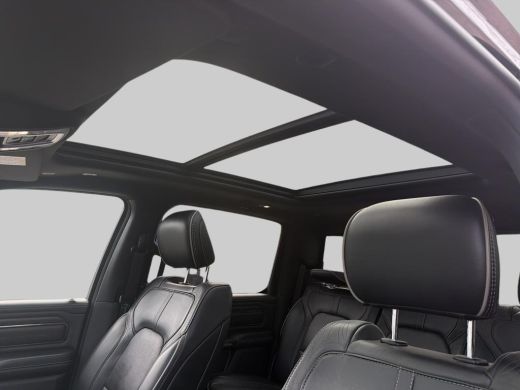 Dodge Ram 1500 1500 5.7 V8 4x4 Crew Cab Limited | Tonneau cover | Multi funcionele tailgate | LPG | Geheel rijkl... ActivLease financial lease