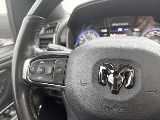 Dodge Ram 1500 1500 5.7 V8 4x4 Crew Cab Limited | Tonneau cover | Multi funcionele tailgate | LPG | Geheel rijkl... ActivLease financial lease