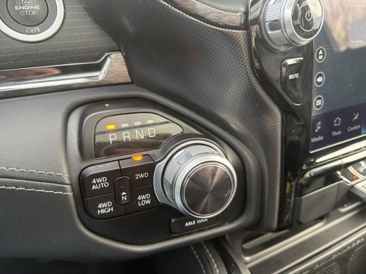 Dodge Ram 1500 1500 5.7 V8 4x4 Crew Cab Limited | Tonneau cover | Multi funcionele tailgate | LPG | Geheel rijkl... ActivLease financial lease