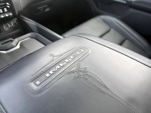 Dodge Ram 1500 1500 5.7 V8 4x4 Crew Cab Limited | Tonneau cover | Multi funcionele tailgate | LPG | Geheel rijkl... ActivLease financial lease