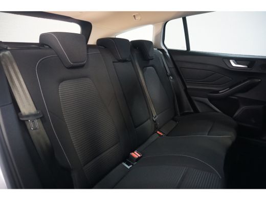 Ford Focus 1.0 EcoBoost Hybrid Titanium X | Apple Carplay/Android Auto|telefoonintegratie premium | Verwarmd... ActivLease financial lease