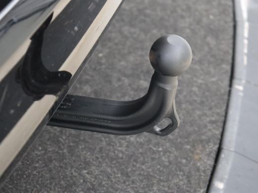 Ford Focus 1.0 EcoBoost Hybrid Titanium X | Automaat | Trekhaak | Stoelverwarming | Adaptive cruise | Camera... ActivLease financial lease