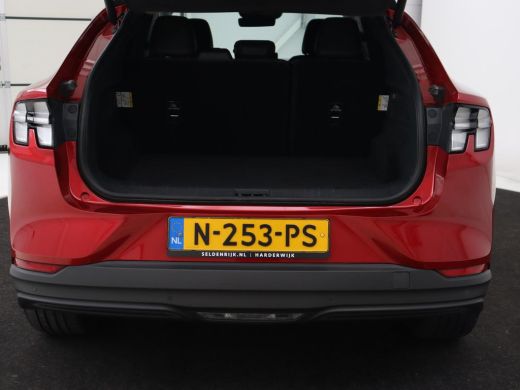 Ford Mustang Mach-E Mach-E RWD 75 kWh | Leder | Stoelverwarming | 360 Camera | B&O Sound | Adaptive cruise | Carplay ... ActivLease financial lease