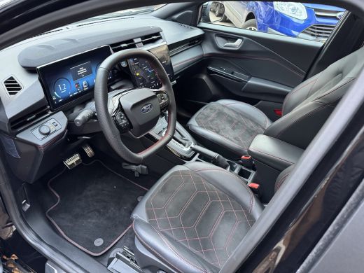 Ford Puma 1.0 EcoBoost Hybrid ST-Line X Automaat 125pk | Driver Assistance Pack | Winter Pack | Panoramadak... ActivLease financial lease