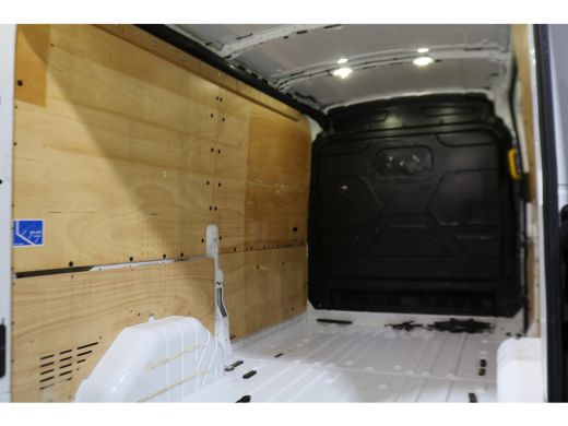 Ford Transit 2.0 TDCI L2 H2 Trend Airco Navigatie Imperiaal Trap Trekhaak ActivLease financial lease