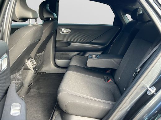 Hyundai IONIQ 6 77.4 kWh 229pk Connect | Carplay | Camera | Climate | 20'' Velgen | Navigatie | Full Led | Elek. ... ActivLease financial lease