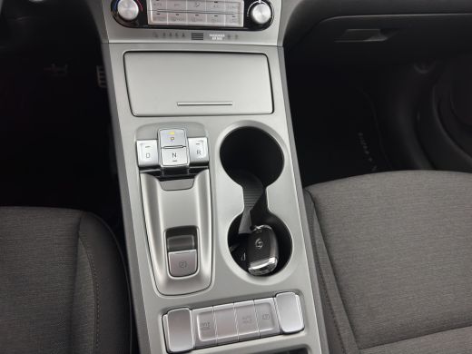 Hyundai Kona EV Fashion 39 kWh [ 3-Fase ] {SOH-100%} (INCL.BTW) NEW MODEL Aut. *HEATPUMP | HEAD-UP | NAVI-FULL... ActivLease financial lease