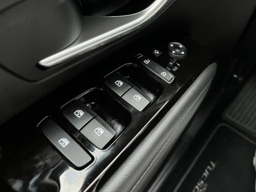 Hyundai Tucson 1.6 T-GDI 265pk PHEV Premium 4WD (299,- p/m Demo Deal!) | Leder | Carplay | Climate | Keyless | N... ActivLease financial lease