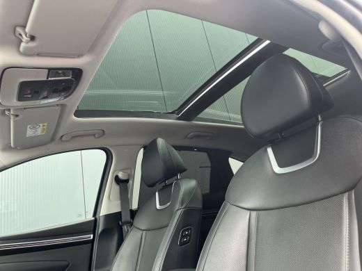 Hyundai Tucson 1.6 T-GDI PHEV 265pk Premium Sky 4WD (299,- p/m Demo Deal!) | Leder | Carplay | Climate | Keyless... ActivLease financial lease