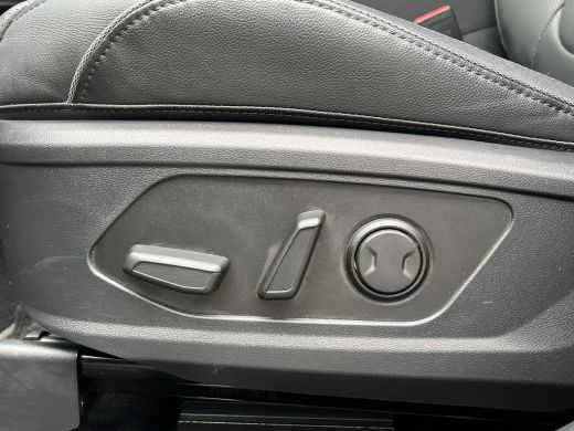 Hyundai Tucson 1.6 T-GDI PHEV 265pk Premium Sky 4WD (299,- p/m Demo Deal!) | Leder | Carplay | Climate | Keyless... ActivLease financial lease