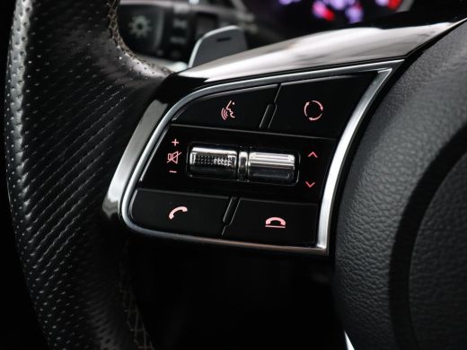 Kia Ceed 1.5 T-GDi MHEV GT-Line | 160pk | Camera | Carplay | Navigatie | Sportstuur | DAB | Parkeerhulp | ... ActivLease financial lease